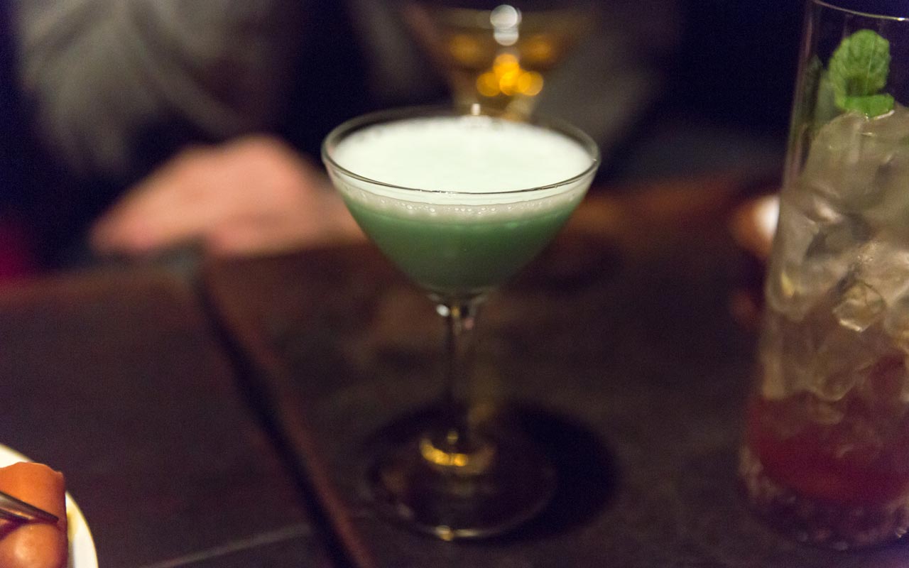 grasshopper cocktail served at lupin in ginza